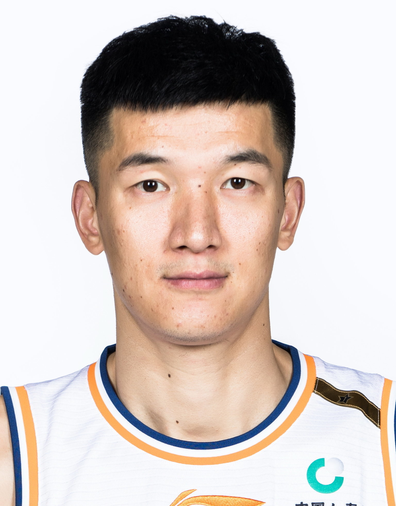 https://img.wuyaqiong.cn/img/basketball/player/312ec654b16eeadc1188204ee3ec9527.jpg